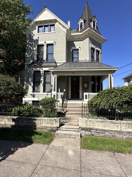 411 Garrard St, Covington, KY à vendre - Photo de l’immeuble – Image 3 sur 9