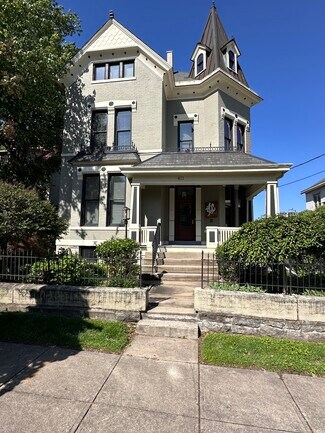 Plus de détails pour 411 Garrard St, Covington, KY - Bureau à vendre