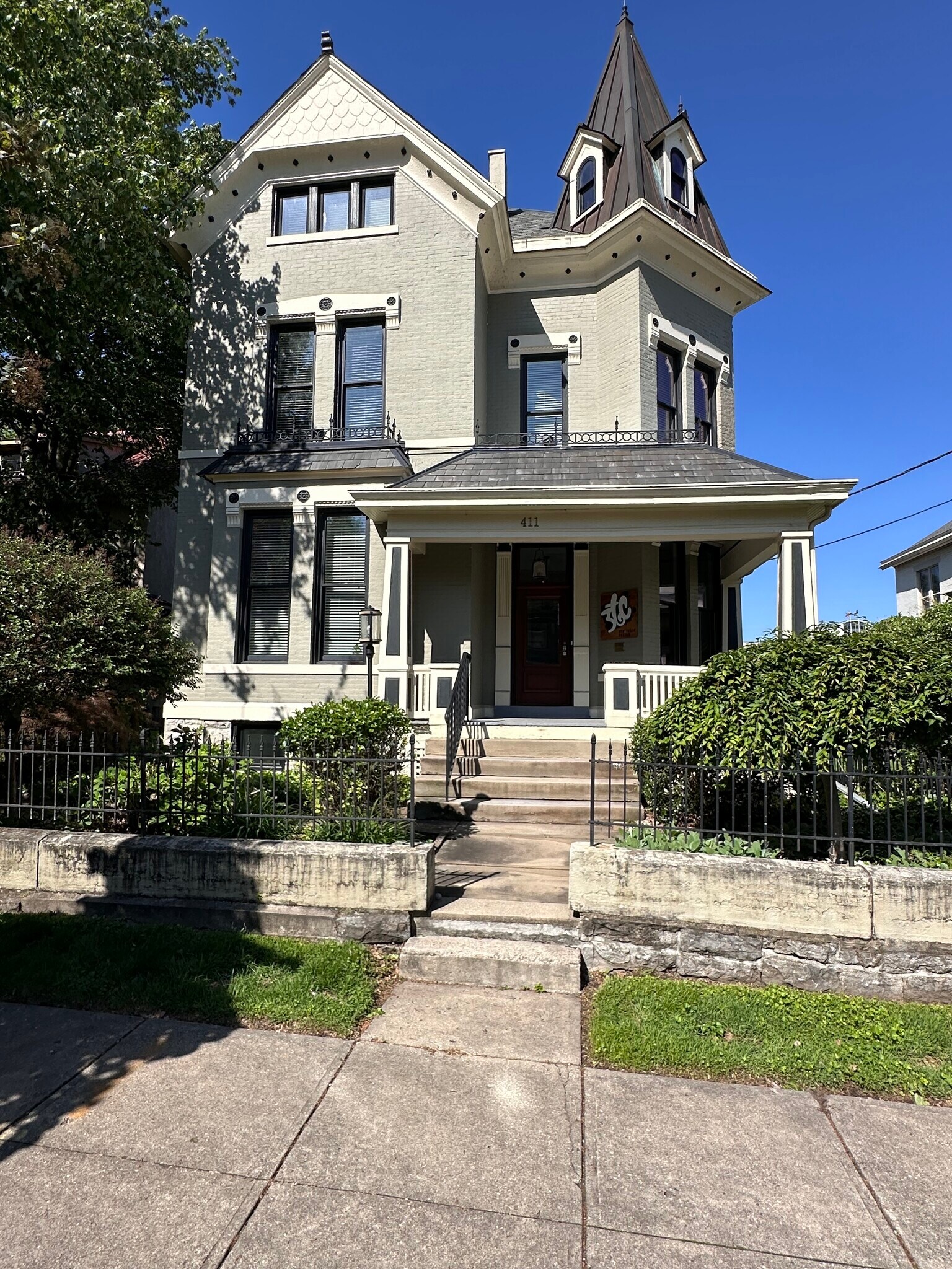 411 Garrard St, Covington, KY à vendre Photo de l’immeuble– Image 1 sur 4