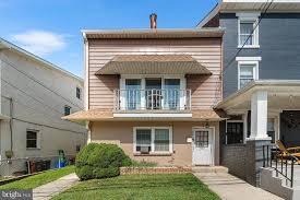 Plus de détails pour 407 Holstein St, Bridgeport, PA - Logement à vendre