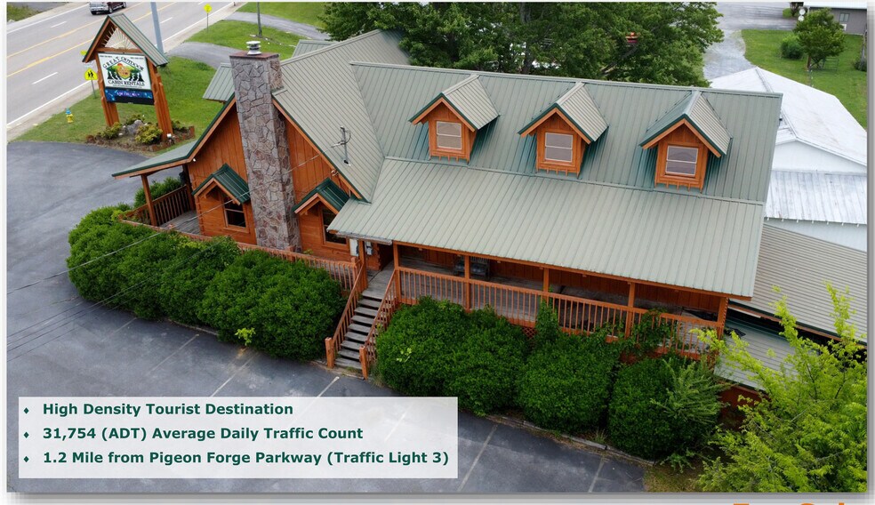 739 Wears Valley Rd, Sevierville, TN à vendre - Photo de l’immeuble – Image 1 sur 12