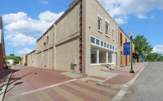 Plus de détails pour 111 Sage St, Toccoa, GA - Local commercial à vendre