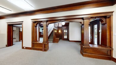 309 W 12th St, Vancouver, WA à louer Numérisation 3D Matterport– Image 1 sur 7