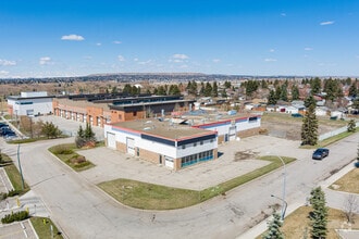 1808 16th Ave NE, Calgary, AB - Vue aérienne  vue de carte - Image1