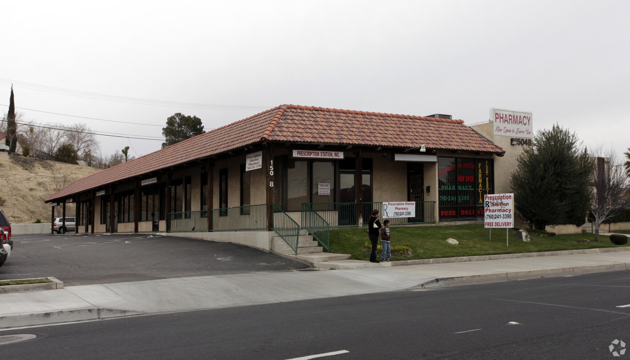 15048 7th St, Victorville, CA à louer Photo de l’immeuble– Image 1 sur 19