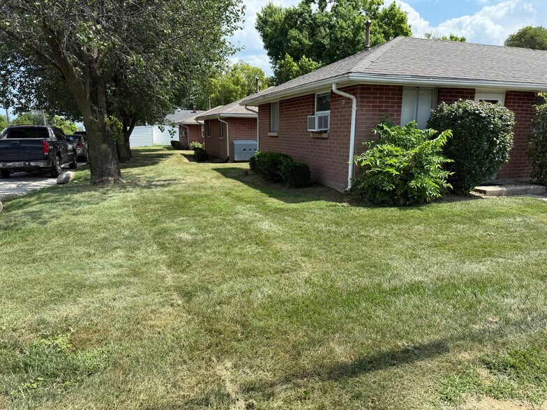 100 E Nottingham Rd, Dayton, OH à vendre - Photo de l’immeuble – Image 3 sur 21