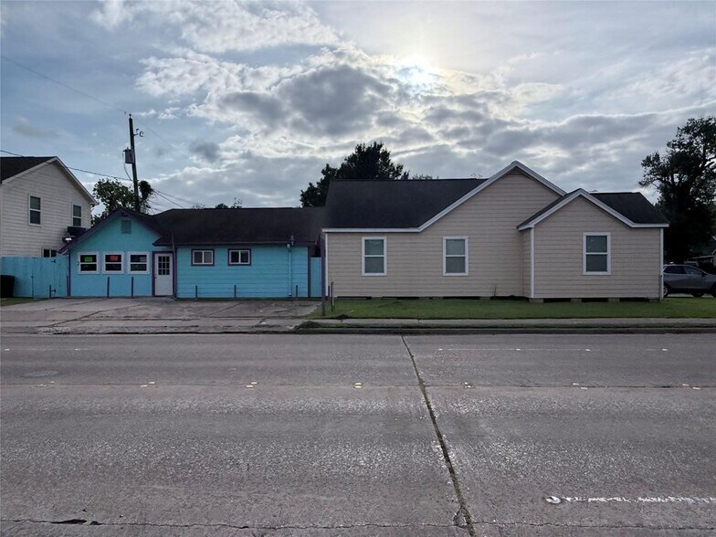 6946 Moss Rose St, Houston, TX à vendre - Photo principale – Image 1 sur 6
