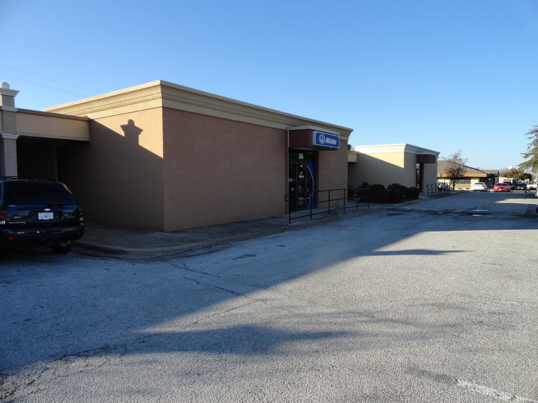 1340 S Main St, Grapevine, TX à louer - Autre – Image 3 sur 5