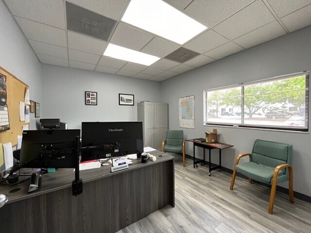 4181 N 116th Ter, Clearwater, FL à vendre - Photo intérieure – Image 3 sur 8