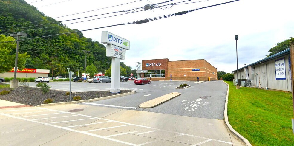 9635 William Penn Hwy, Huntingdon, PA à louer - Photo de l’immeuble – Image 2 sur 6