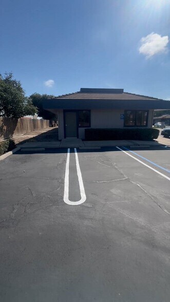 1098 Melody Ln, Roseville, CA à louer - Vidéo sur l’annonce professionnelle – Image 2 sur 9