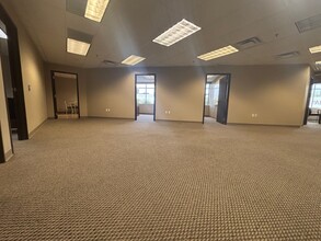 2080 E Flamingo Rd, Las Vegas, NV à louer Photo intérieure– Image 2 sur 11