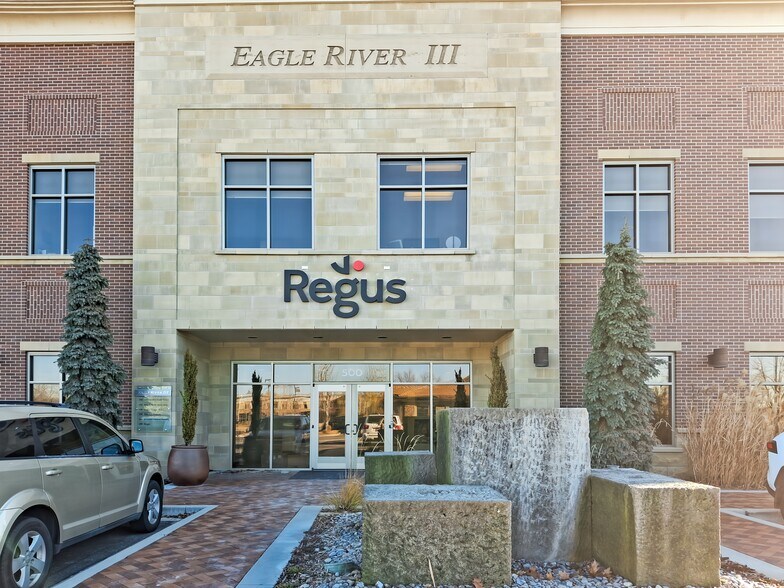 500 E Shore Dr, Eagle, ID à louer - Photo de l’immeuble – Image 3 sur 13