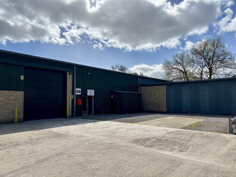 Draycott Rd, Moreton In Marsh à vendre - Photo de l’immeuble – Image 2 sur 2