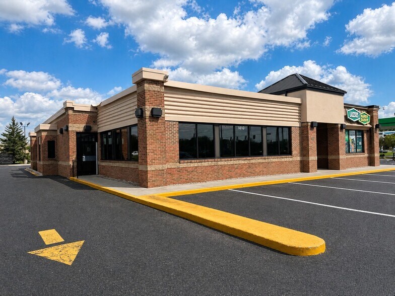 1610 Northland Blvd, Fort Wayne, IN à louer - Photo de l’immeuble – Image 2 sur 7