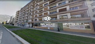 Plus de détails pour Local commercial à louer