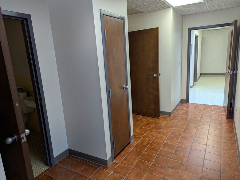 913 Menoher Blvd, Johnstown, PA à vendre - Photo de l’immeuble – Image 3 sur 4