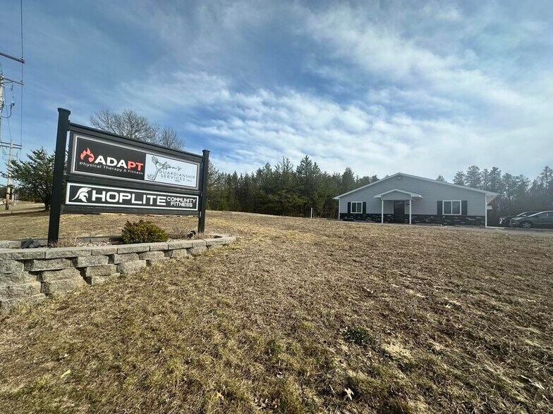 2275 Riley Rd, Sparta, WI à vendre - Photo de l’immeuble – Image 3 sur 8