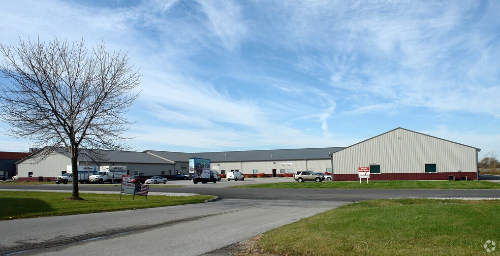 8762 Louisiana St, Merrillville, IN à louer - Photo de l’immeuble – Image 2 sur 3