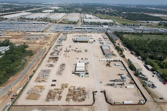 502 W Oakdale Rd, Grand Prairie, TX - VUE AÉRIENNE  vue de carte - Image1