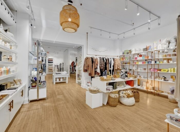 889 Yonge St, Toronto, ON à louer - Photo intérieure – Image 3 sur 11