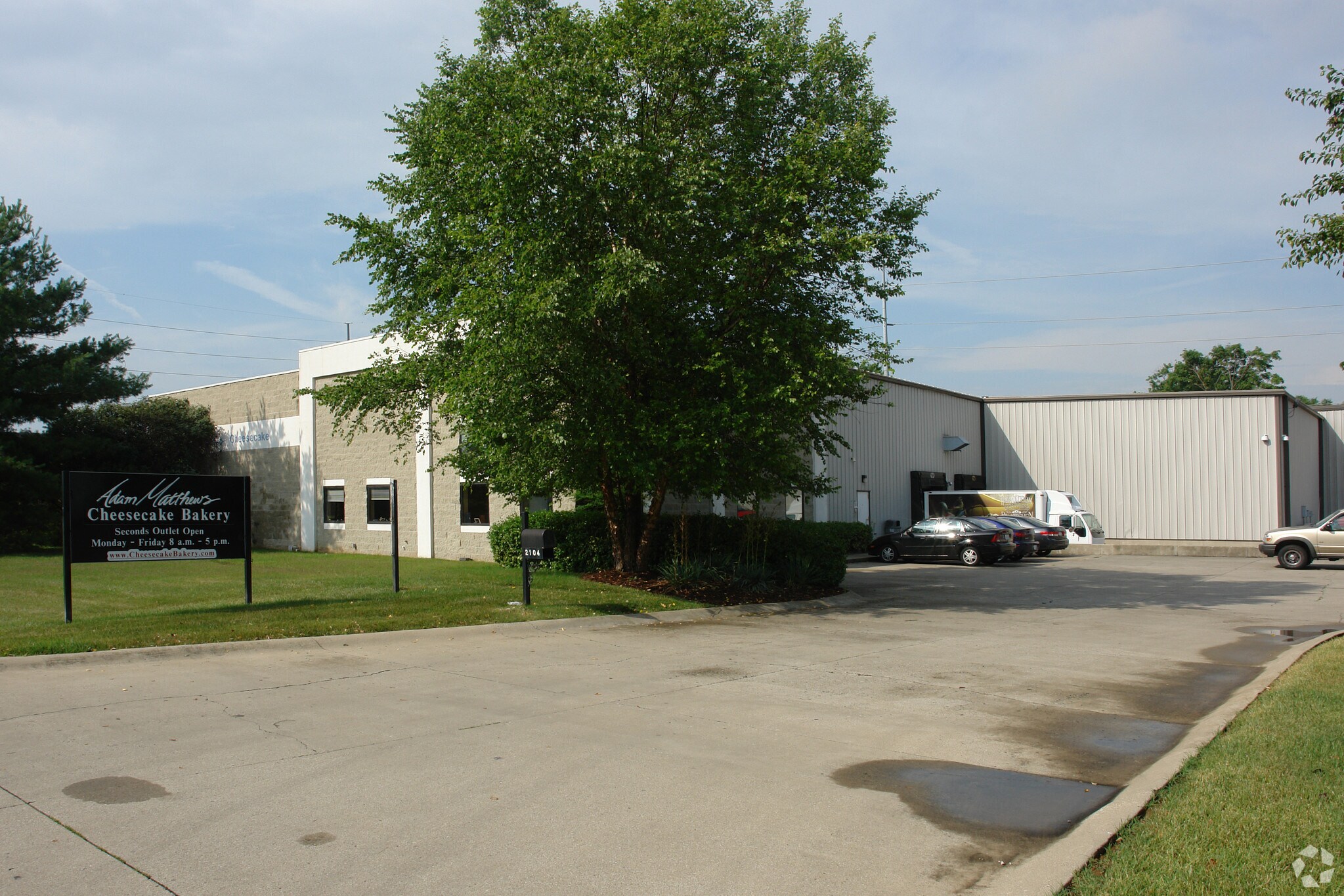 2104 Plantside Dr, Louisville, KY à vendre Photo principale– Image 1 sur 3