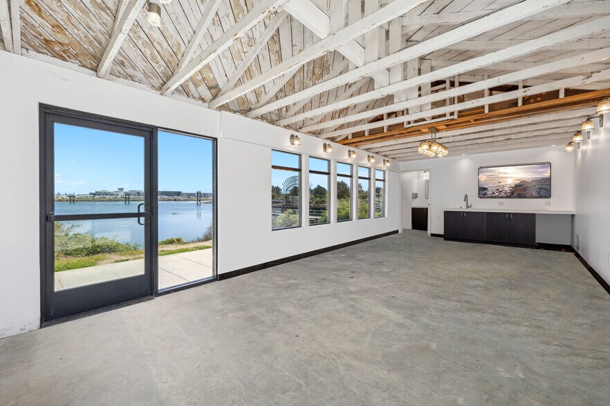 2885 Historic Decatur Rd, San Diego, CA à louer - Photo intérieure – Image 3 sur 8