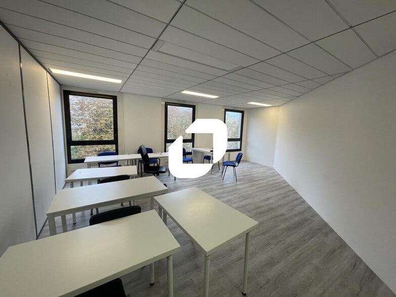 Bureau dans Lognes à vendre - Photo intérieure – Image 2 sur 4