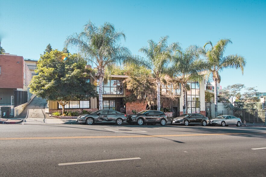 2330 W 3rd St, Los Angeles, CA à vendre - Photo principale – Image 1 sur 35