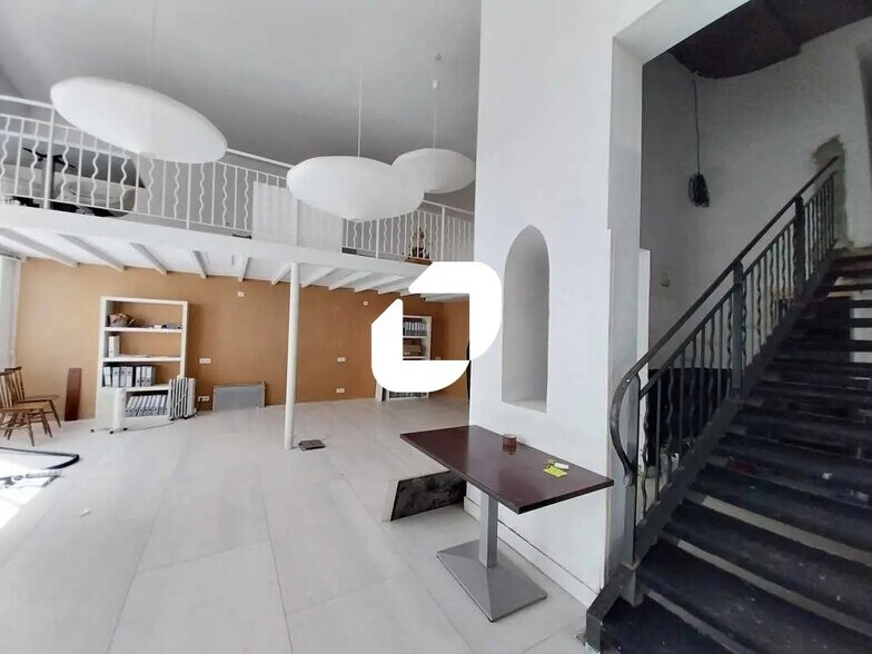 Local commercial dans Bordeaux à vendre - Photo intérieure – Image 2 sur 7