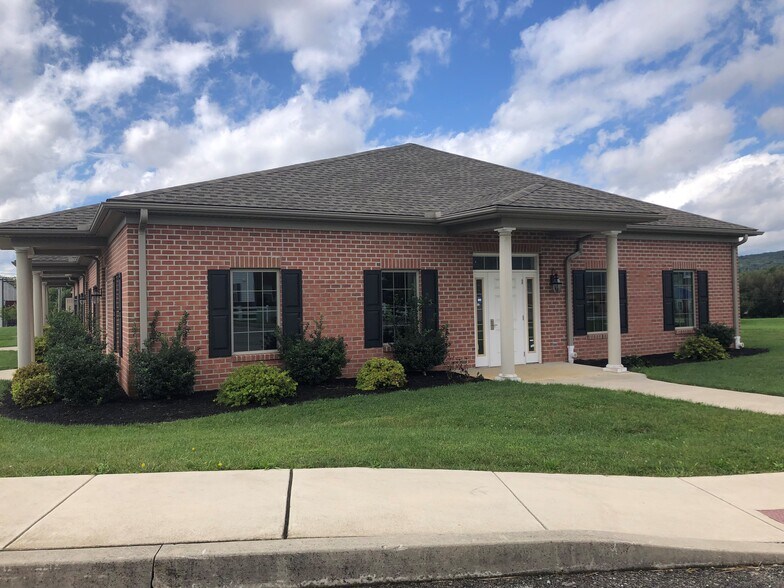 92-96 Theater Ln, York, PA à louer - Photo de l’immeuble – Image 3 sur 5