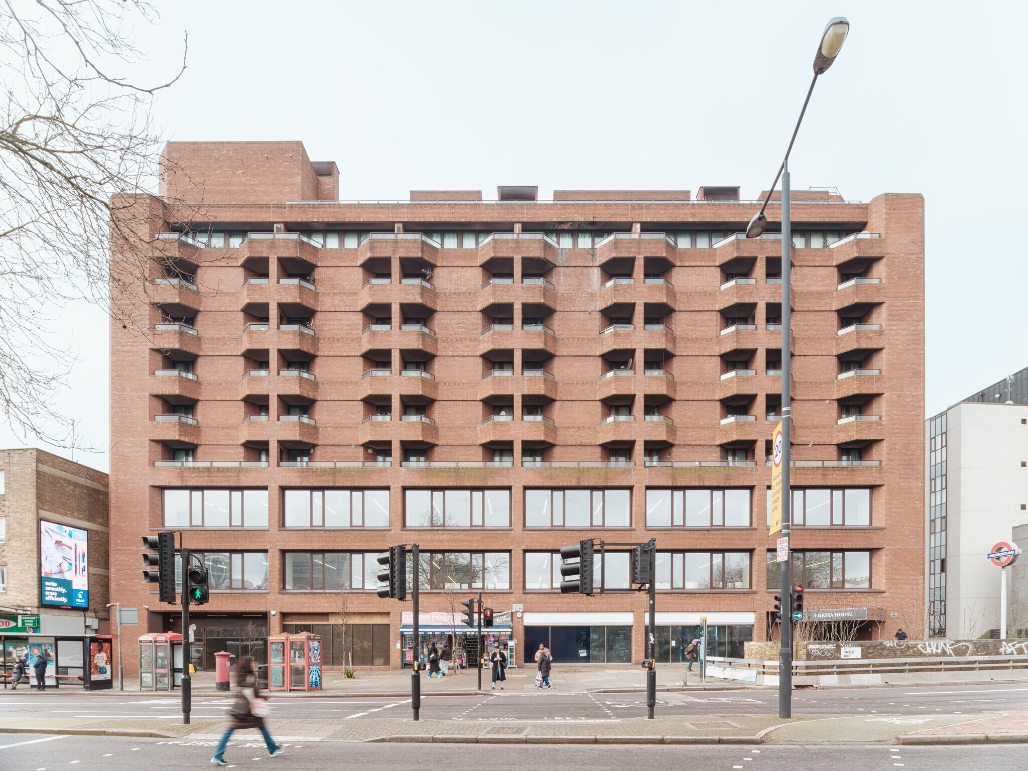 125 Finchley Rd, Londres à louer Photo de l’immeuble– Image 1 sur 30