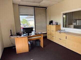 Plus de détails pour 16430-16438 Vanowen St, Van Nuys, CA - Bureau, Bureau/Local commercial à louer