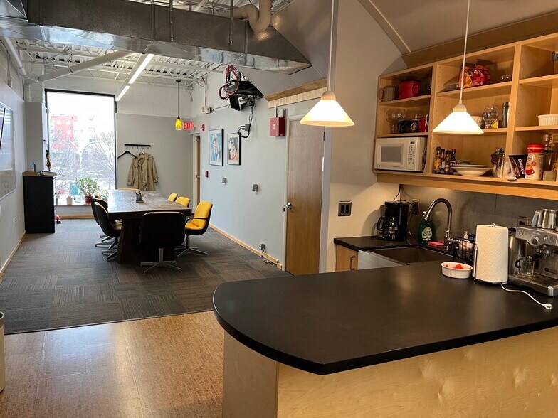 5933 Baum Blvd, Pittsburgh, PA à louer - Photo intérieure – Image 3 sur 4