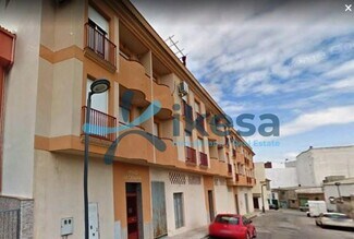 Plus de détails pour Local commercial à vendre