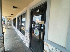 85 E Edgebrook Dr, Houston, TX à louer Photo intérieure– Image 1 sur 8