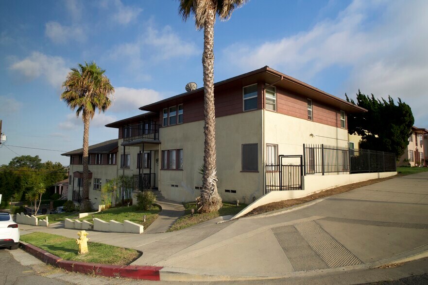 4462 W 59th St, Los Angeles, CA à vendre - Photo de l’immeuble – Image 2 sur 9