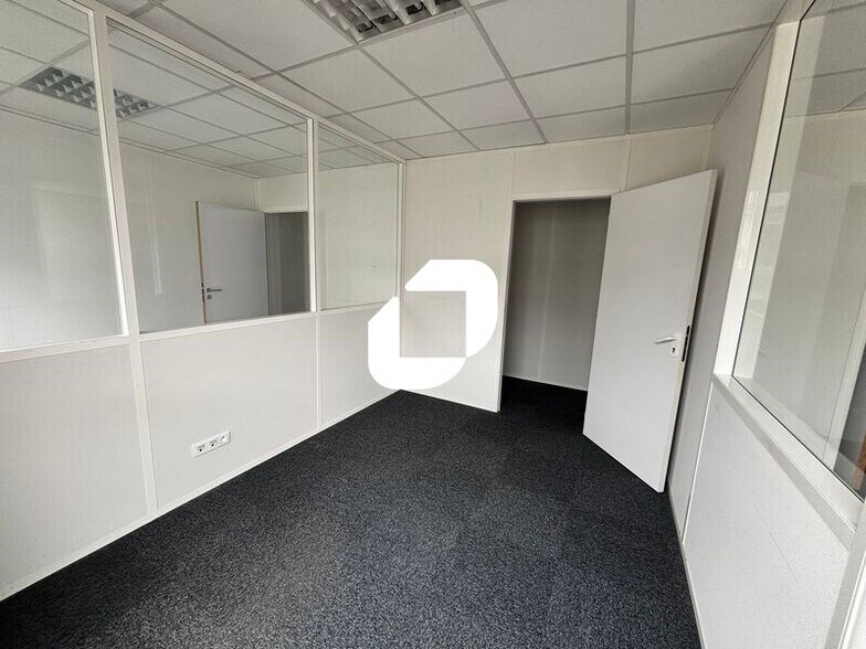 Bureau dans Bordeaux à louer - Photo intérieure – Image 2 sur 14