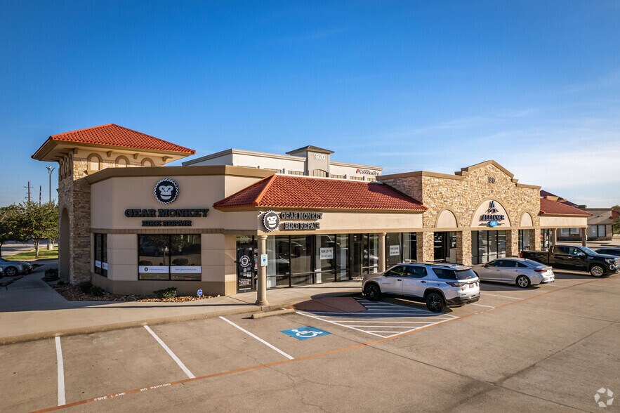 1910 Country Place Pky, Pearland, TX à louer - Photo de l’immeuble – Image 2 sur 17