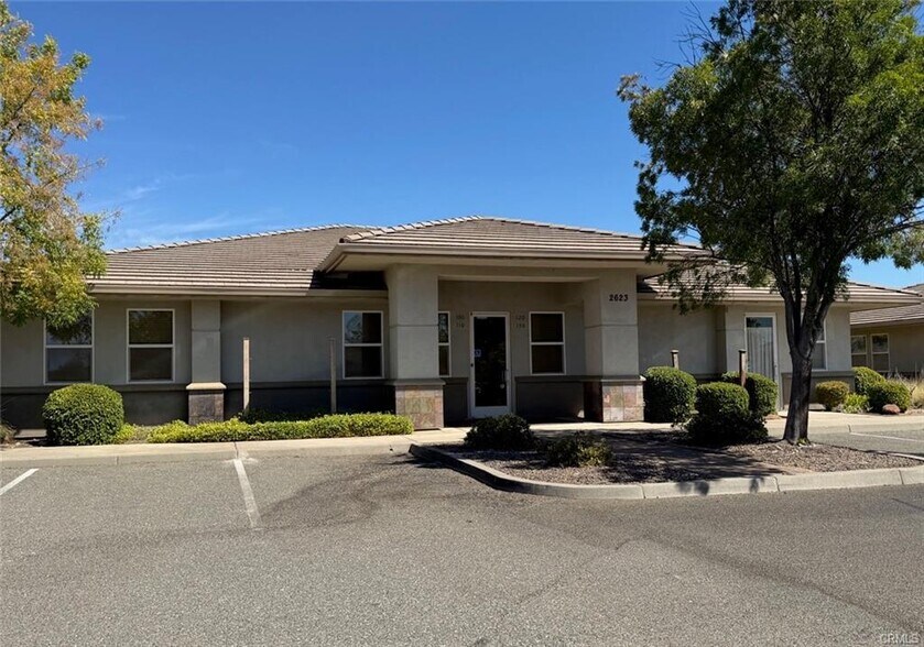 2623 Forest Ave, Chico, CA à vendre - Photo de l’immeuble – Image 2 sur 12