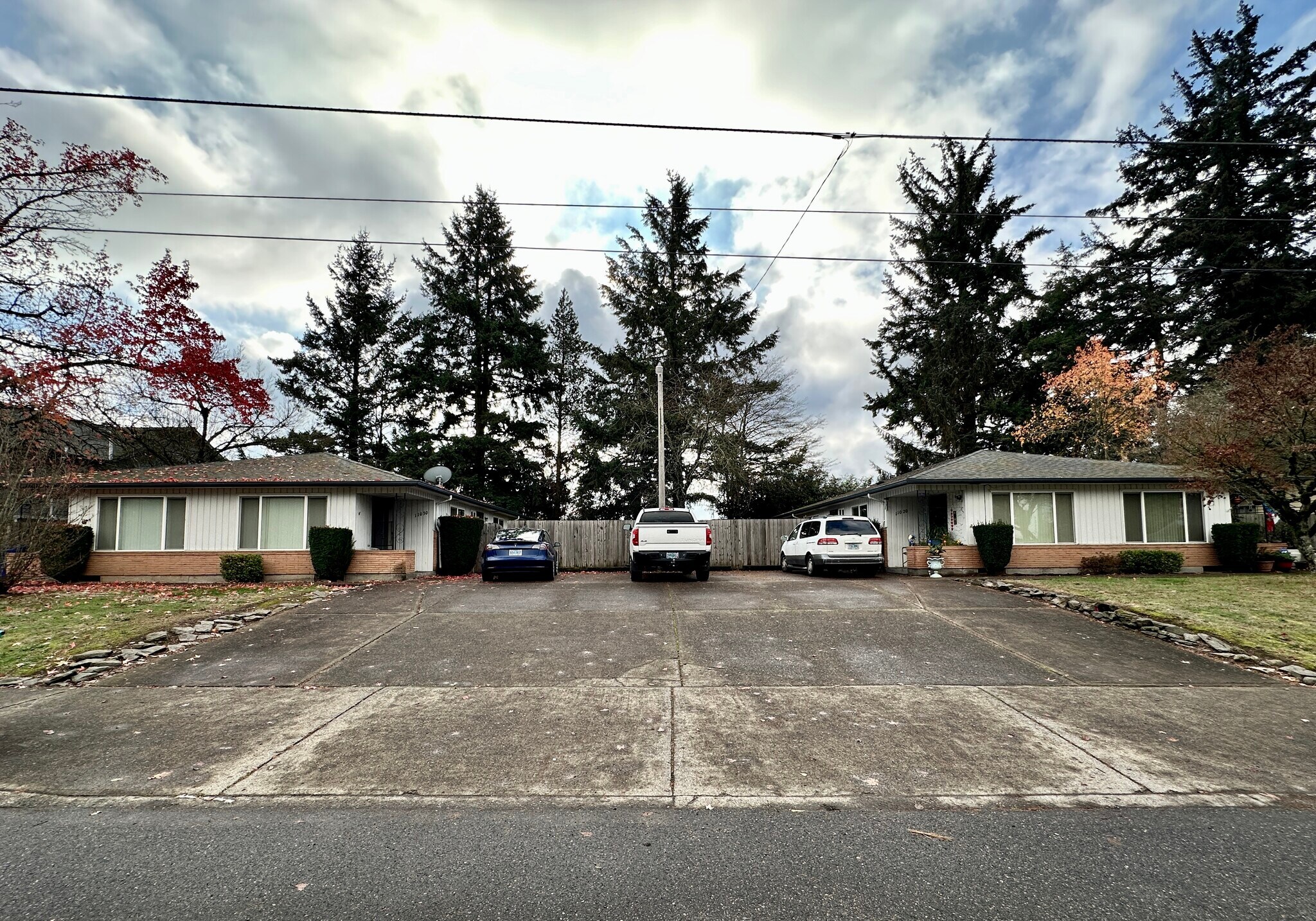 11018 E Burnside St, Portland, OR à vendre Photo principale– Image 1 sur 8