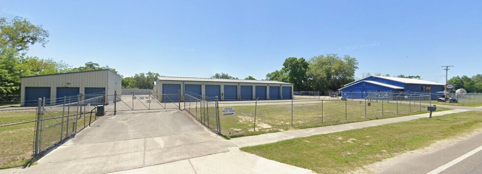 16881 Archer Rd, Archer, FL à vendre - Photo de l’immeuble – Image 3 sur 6