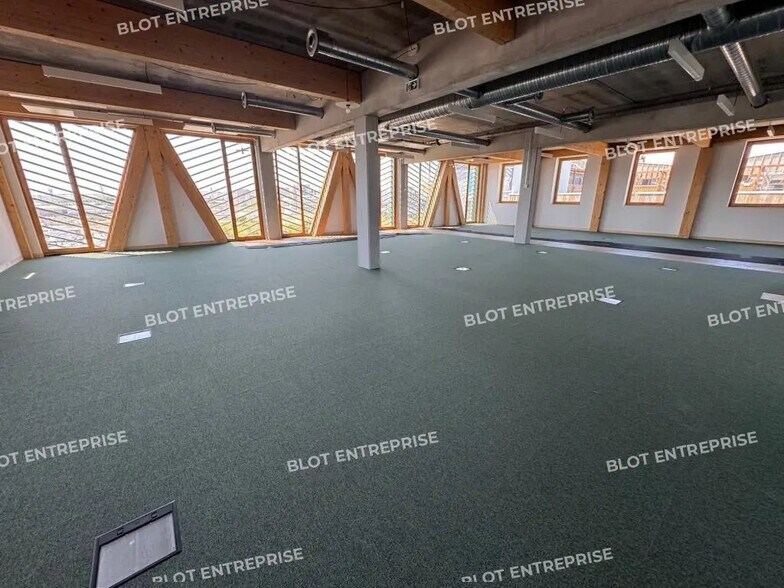 Bureau dans Nantes à louer - Photo de l’immeuble – Image 3 sur 15