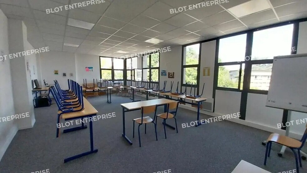 Bureau dans Nantes à louer - Photo de l’immeuble – Image 2 sur 7