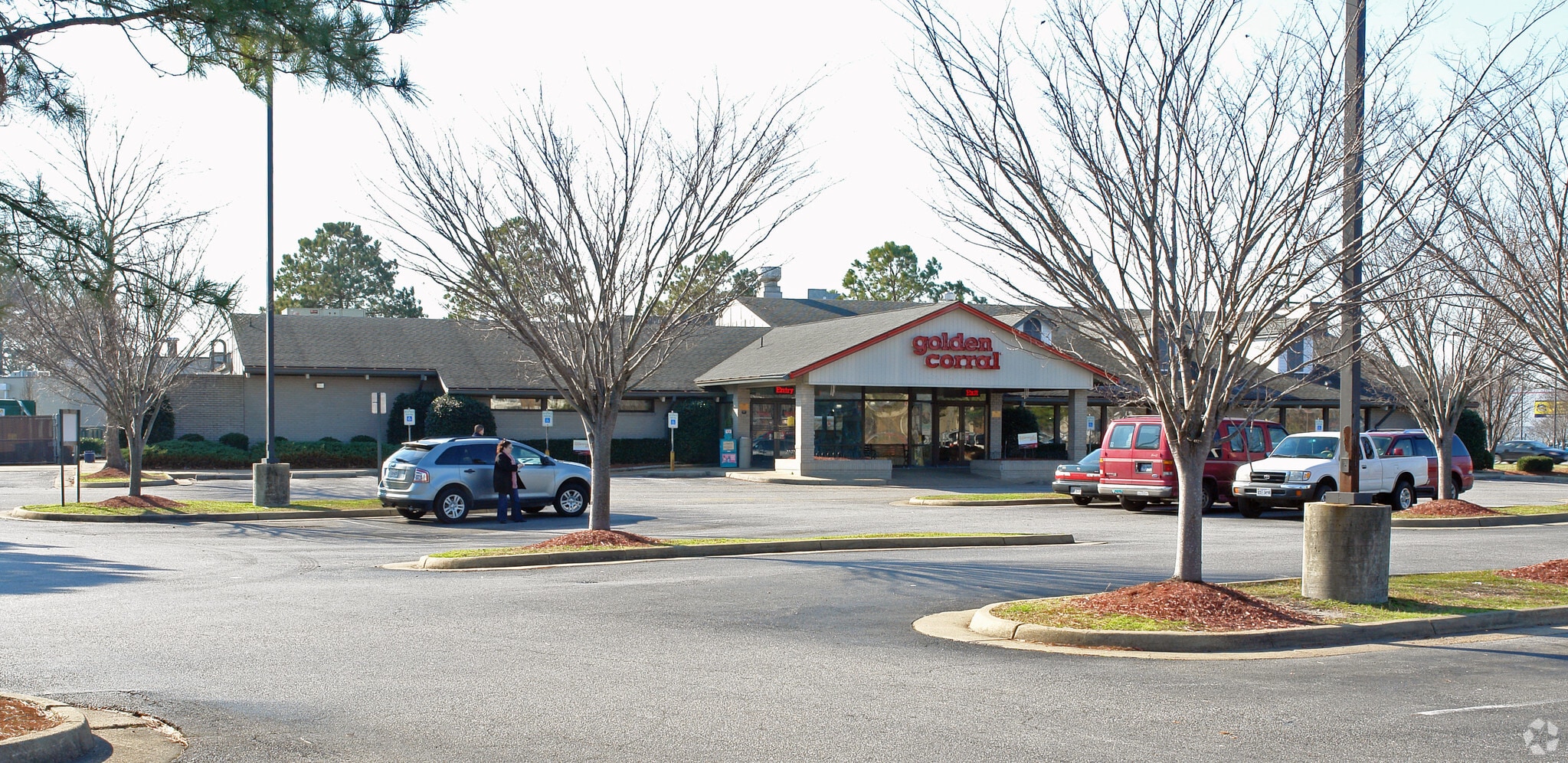 109 Volvo Pky, Chesapeake, VA à louer Photo principale– Image 1 sur 6