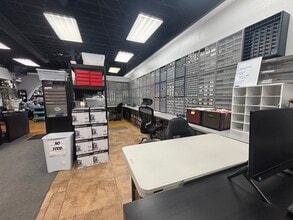 4645-4649 Cass St, San Diego, CA à louer Photo intérieure– Image 2 sur 5