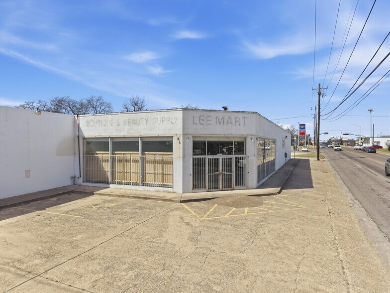 2404 18th st, Waco, TX à vendre - Photo principale – Image 1 sur 7