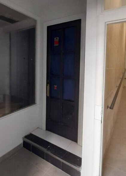Immeuble residentiel dans Manresa, Barcelona à vendre - Photo intérieure – Image 2 sur 5