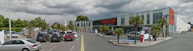 Plus de détails pour Local commercial à louer