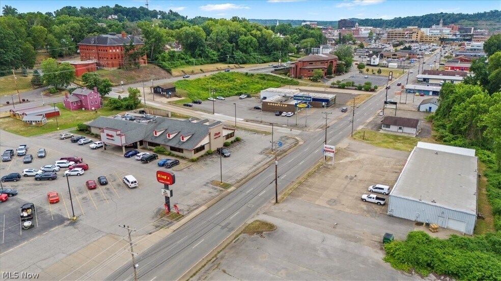 1301A Garfield Ave, Parkersburg, WV à vendre - Photo de l’immeuble – Image 2 sur 7